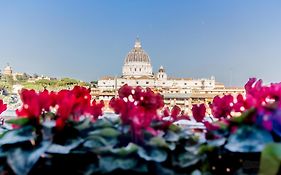 My San Pietro Home, Vaticano